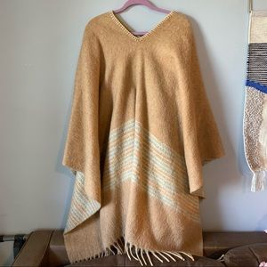 70s Peruvian Alpaca Poncho Cape Mongolian Wool